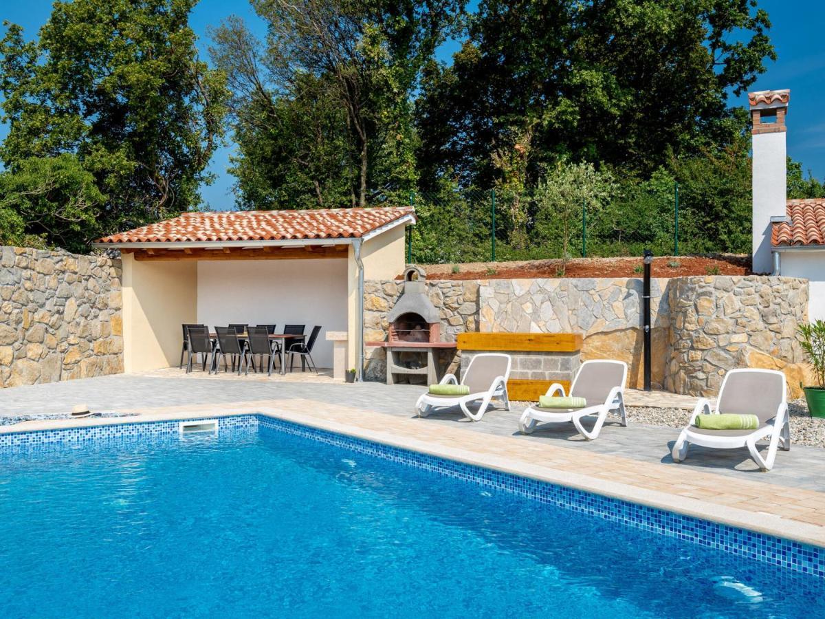 Tranquil Holiday Home In Labin With Private Swimming Pool Екстериор снимка