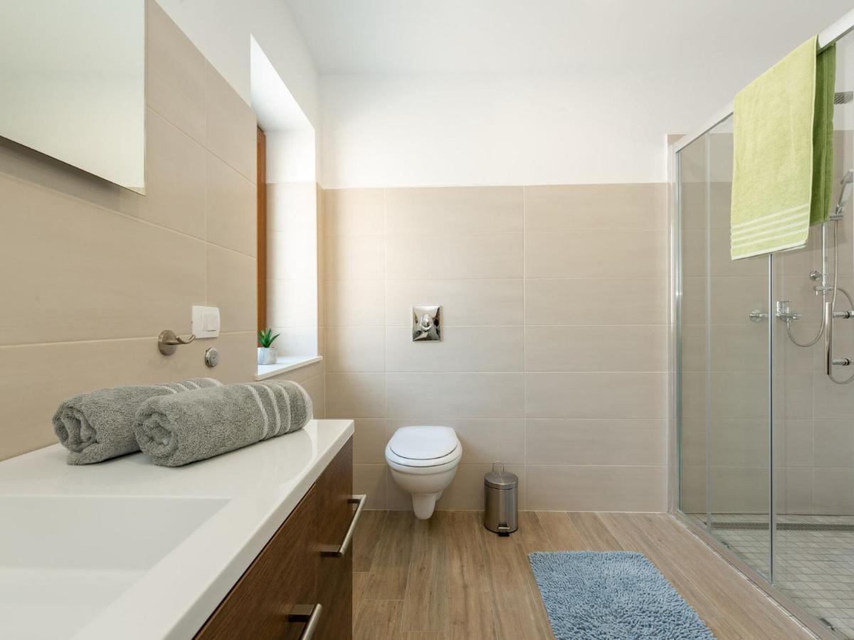 Tranquil Holiday Home In Labin With Private Swimming Pool Екстериор снимка